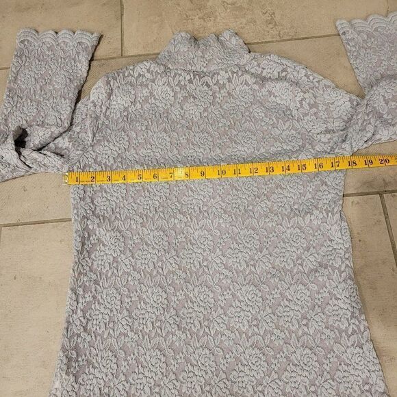 Metrostyle Lace Overlay Blouse  Sleeve Gray Size M - Picture 6 of 7